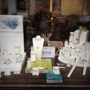 Aurum Christmas Window 2